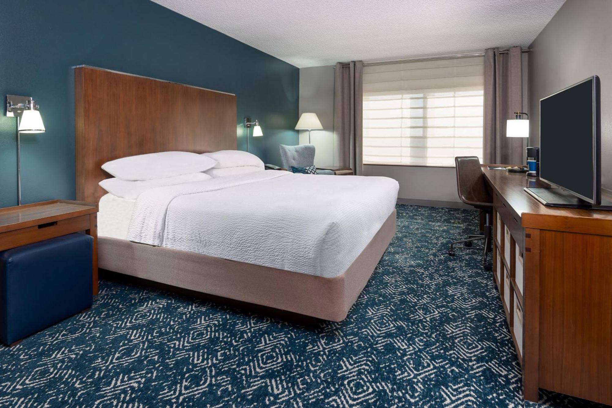Four Points Huntsville Airport Madison Ngoại thất bức ảnh